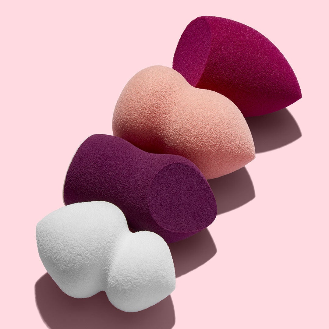 blending-and-highlighting-sponge-duo-i8 0619_SocialIGF_Sponges3_e91b9a4a-0156-4299-a3ef-3649e2979804.jpg