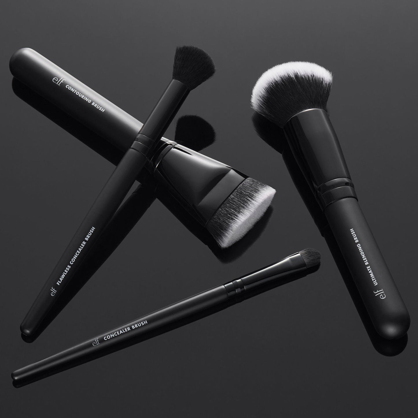 foundation-and-concealer-brush-set-l4 12142020_ComplexionPerfection-FaceBrush_0028_FocusBracket-MAIN_V2_IGF.jpg