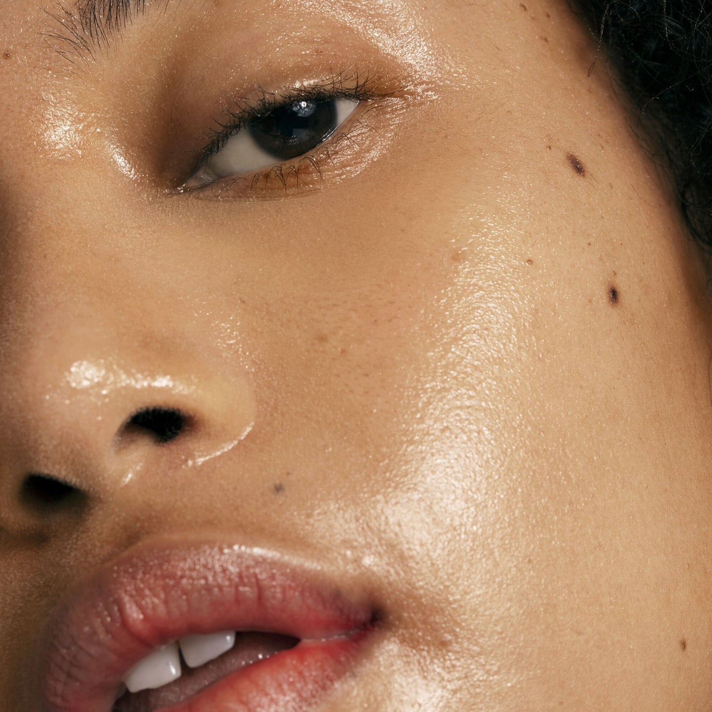 pure-skin-toner-c7 0122_Elf-Pure_Cindy_002_IGF.jpg