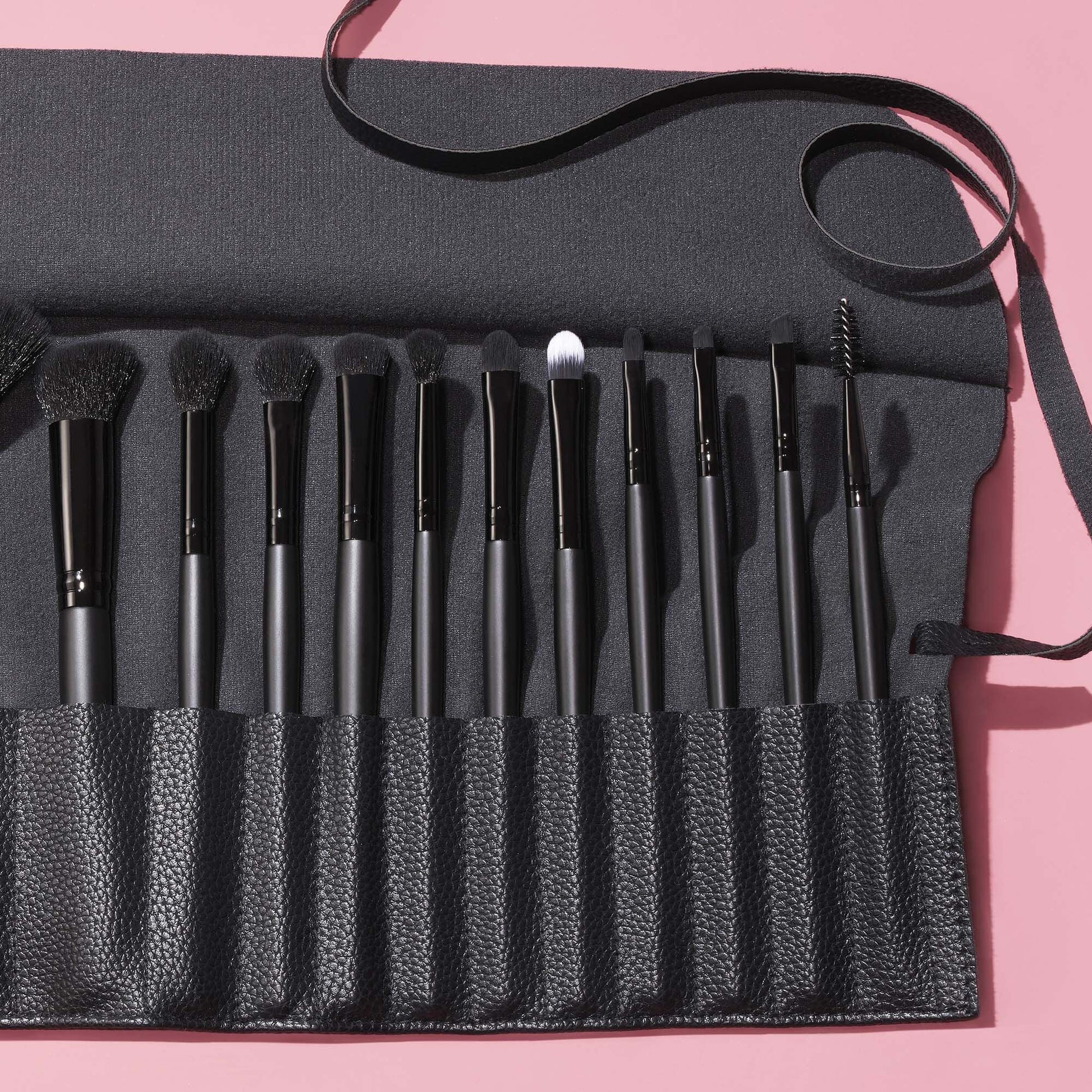 17-piece-ultimate-makeup-brush-set-and-travel-roll-e3 042423_UltBrushSet_V2_Main-2_IGF_carousel2.jpg