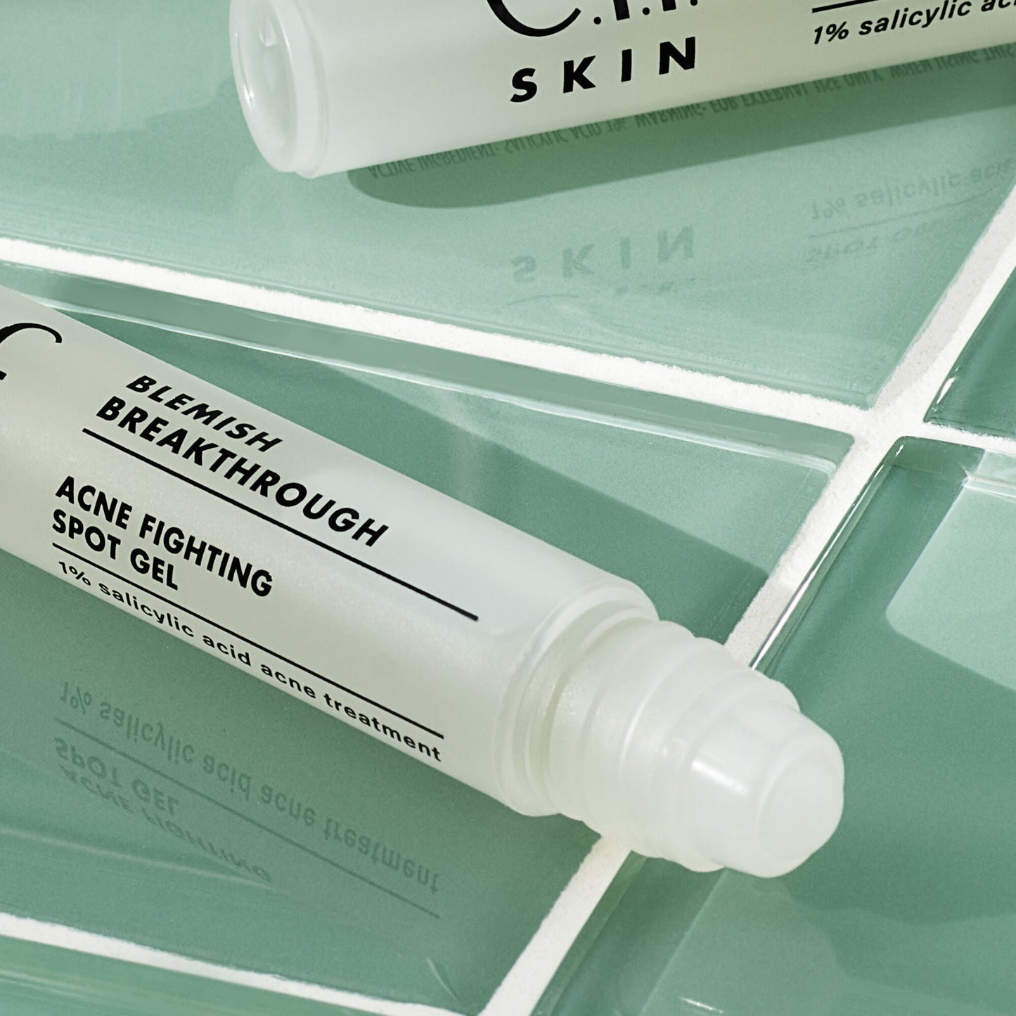 blemish-breakthrough-acne-fighting-spot-gel-a2 05_021622_SL_BT_Gel_Main_0218_FINAL_IGF_V2.jpg