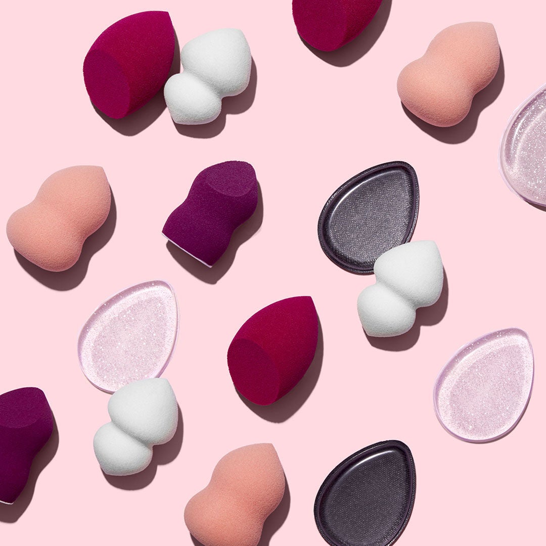 blending-and-highlighting-sponge-duo-i8 0619_SocialIGF_Sponges1_b1fd4502-7674-4b0c-86df-28fe31a55570.jpg
