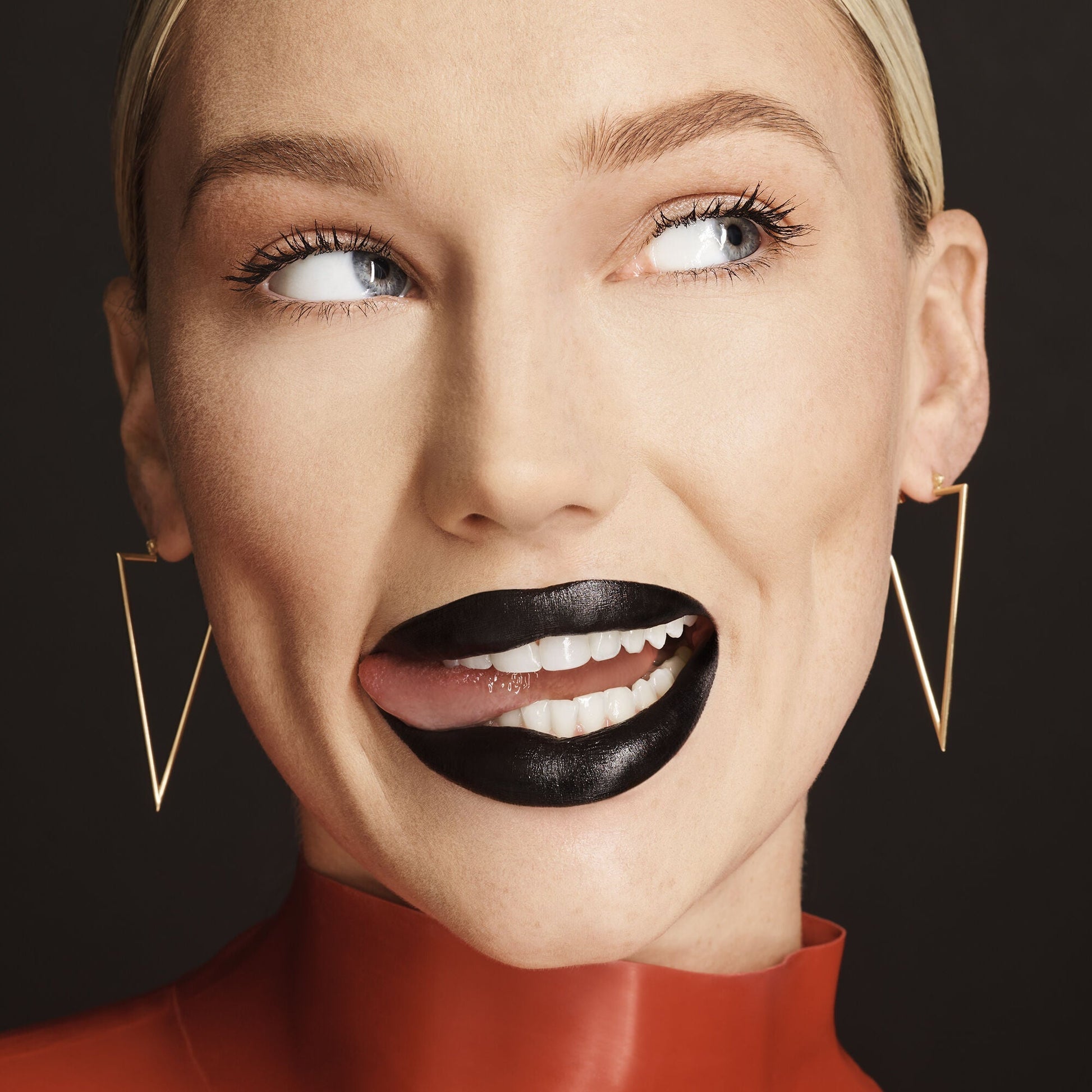 o-face-satin-lipstick-o3 071222_MD_Look4_0124_FINAL_RGB_IGF.jpg