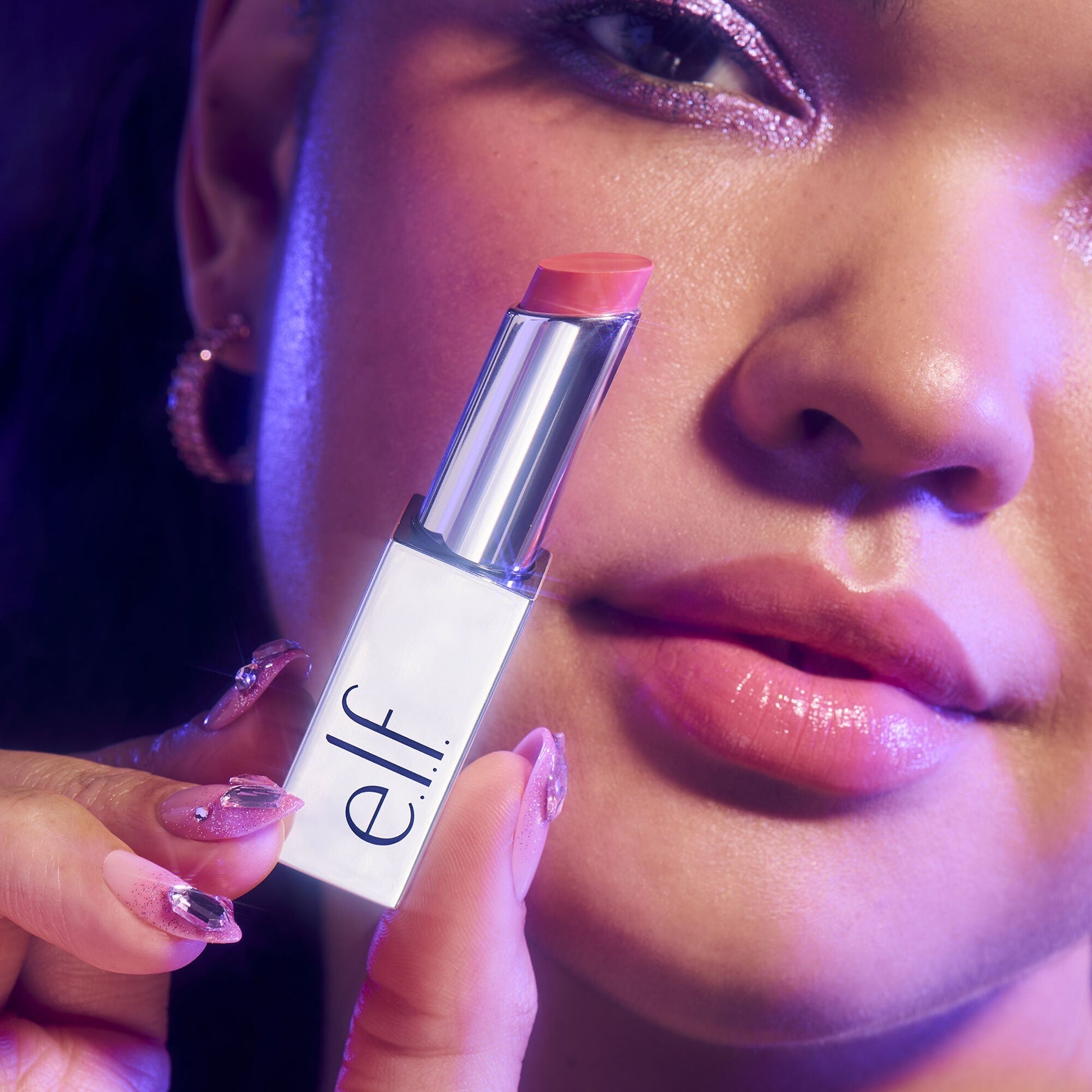 glow-reviver-lip-oil-stick-x3 072225_Breanna_SlipStick_1236_2000x2000_4adb6d91-4349-4c16-9f8e-036611f762d8.jpg