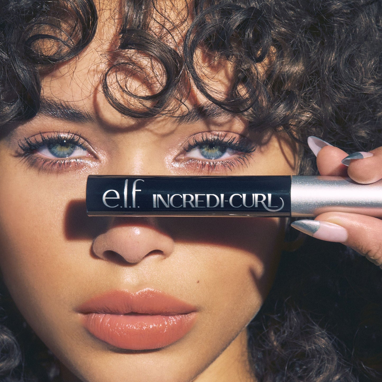 incredi-curl-mascara-m8 100724_elf_Alexa_IncrediCurl_After_0473_FINAL_V1_RGB_IGF_4909dedf-6085-4b66-b6fa-23af48640378.jpg