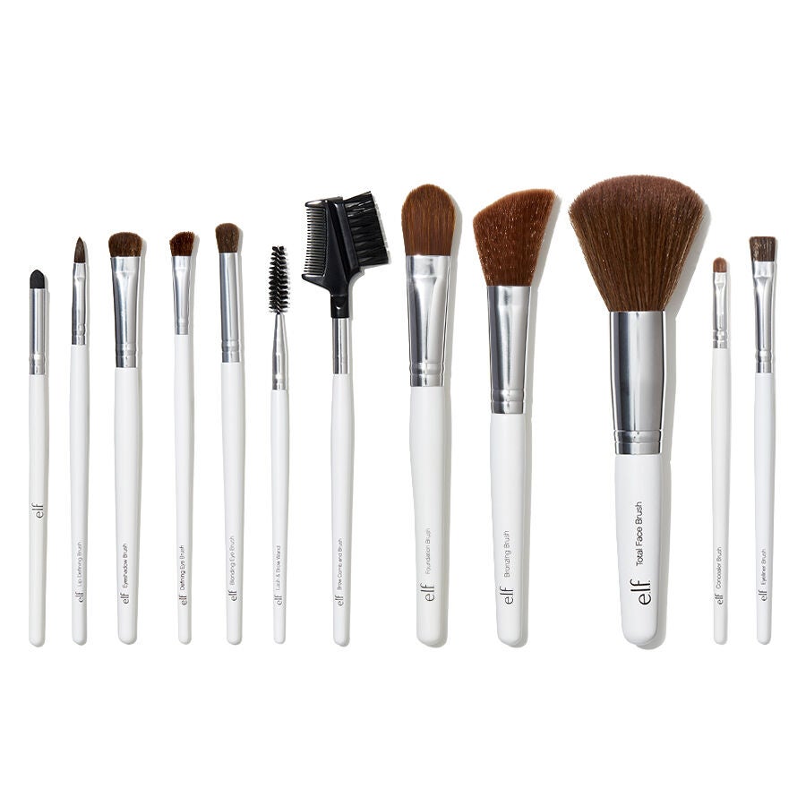 professional-set-of-12-makeup-brushes-m5 1810_ProfessionalCompleteSetof12BrusheswebA.jpg