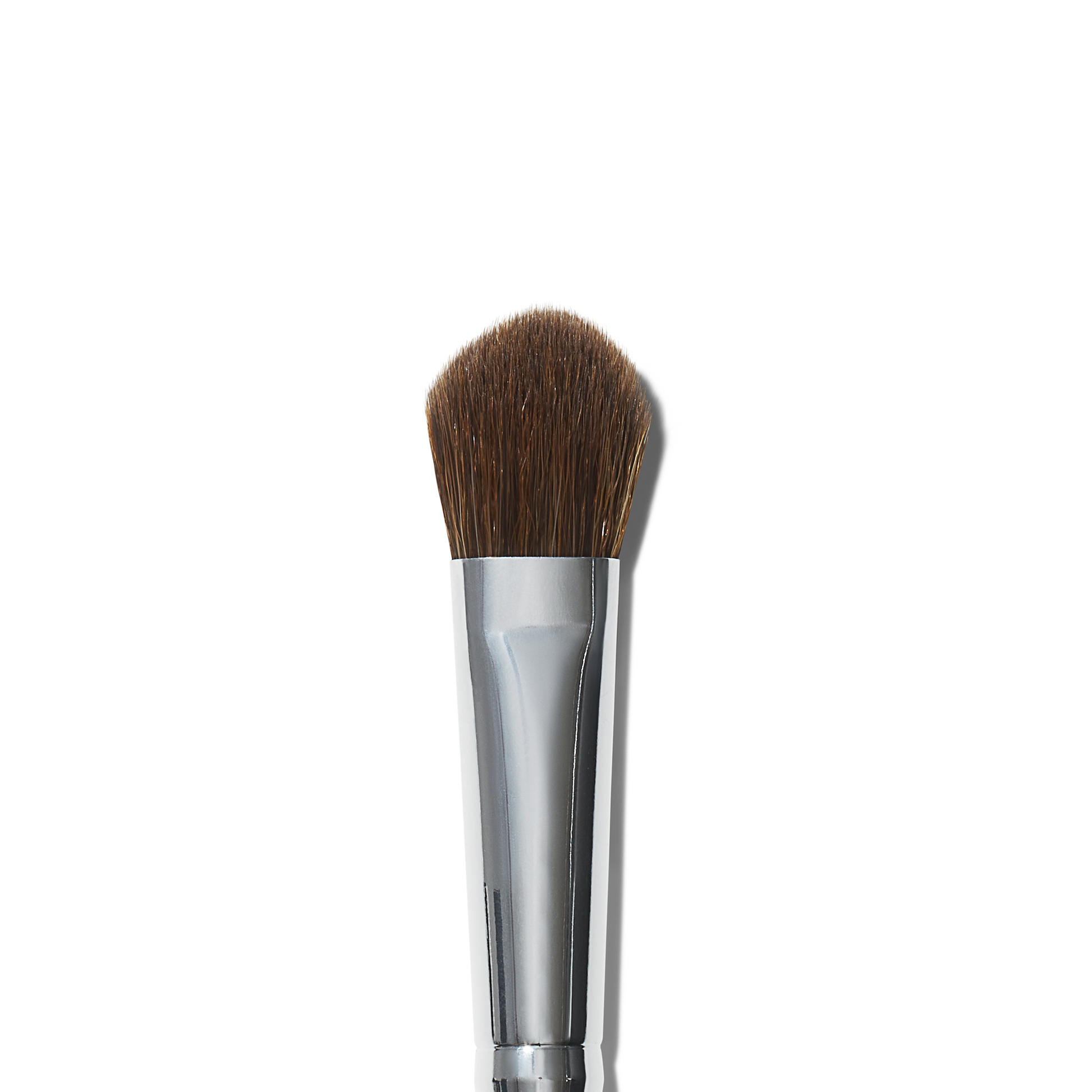 wide-tapered-eyeshadow-brush-t7 21994_MACRO_R.png