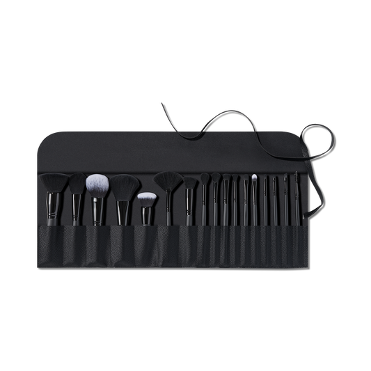 17-piece-ultimate-makeup-brush-set-and-travel-roll-e3 84673_TravBrushSet_AllBrush__590_OPEN_V3_R_R.png