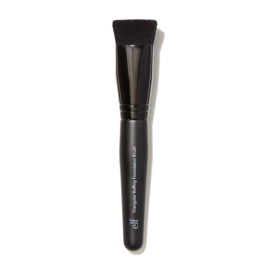 triangular-buffing-foundation-brush-o5 85106_a_TriangularBuffingFoundationBrushwebA.jpg