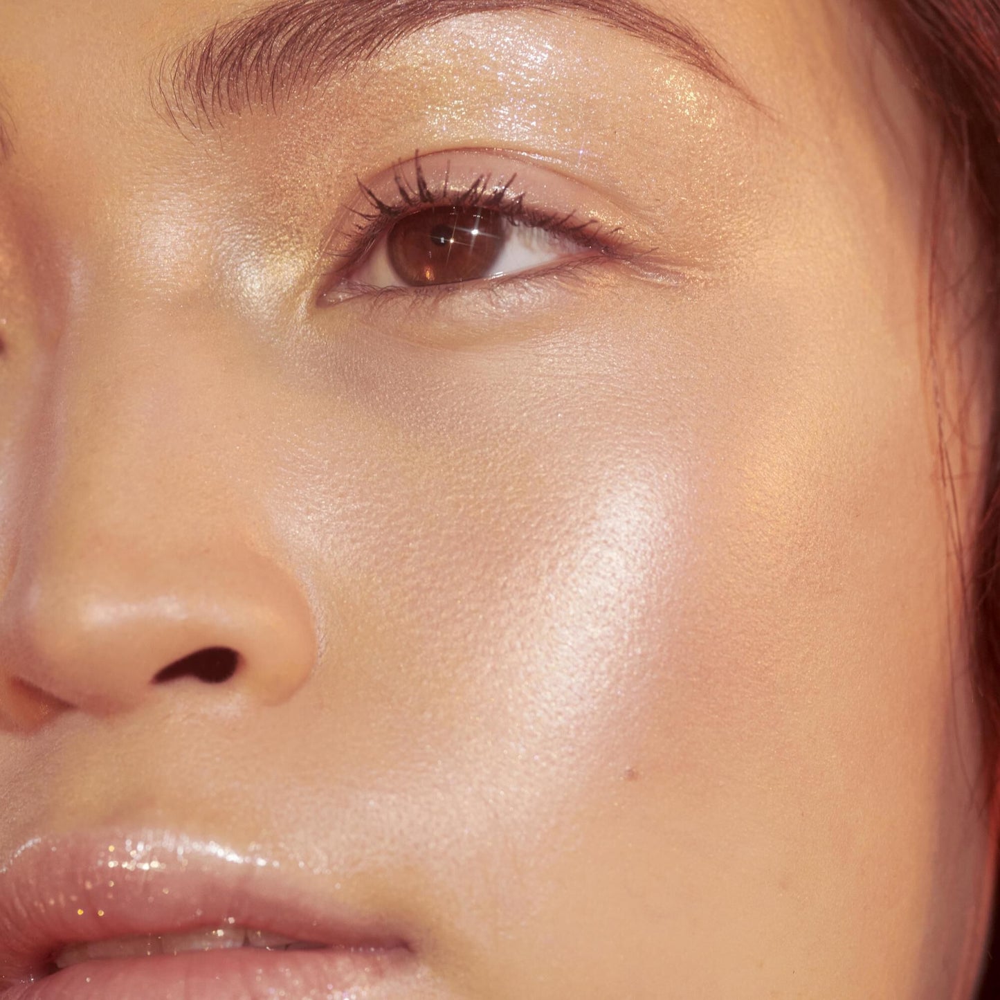 highlighter-brush-f7 crystal_OM_Jacqueline_782_square.jpg